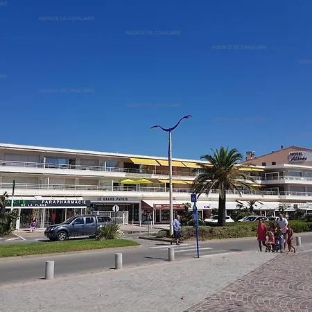 Climatise Face Mer, Avec Piscine Et Parking, - Fr-1-100-320 *